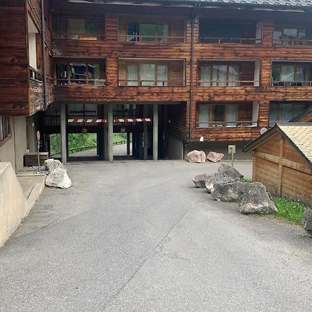 Appartement Avec Acces Piscine- Station- 4 Personnes Saint-Jean-dʼAulps Eksteriør bilde